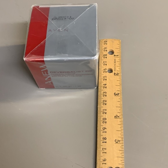 Avon Anew Reversalist Day Renewal Cream Anti Aging Brand New Factory Sealed - Picture 9 of 12